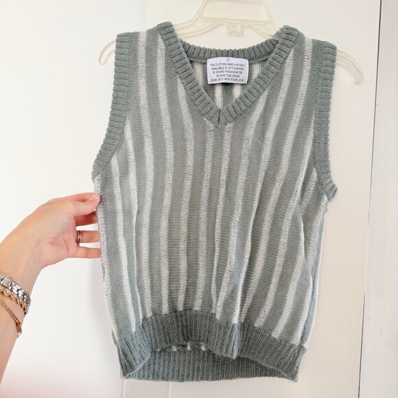 SWEATER VEST sage green and cream stripes vintage special piece size M NWOT - Picture 3 of 6